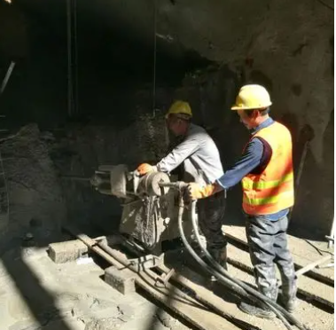 三河水下抗分散灌浆料特点 水下不分散注浆料介绍